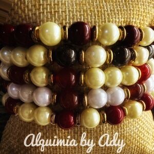 Alquimia Red gemstones Cream, and White Beaded Bracelet
